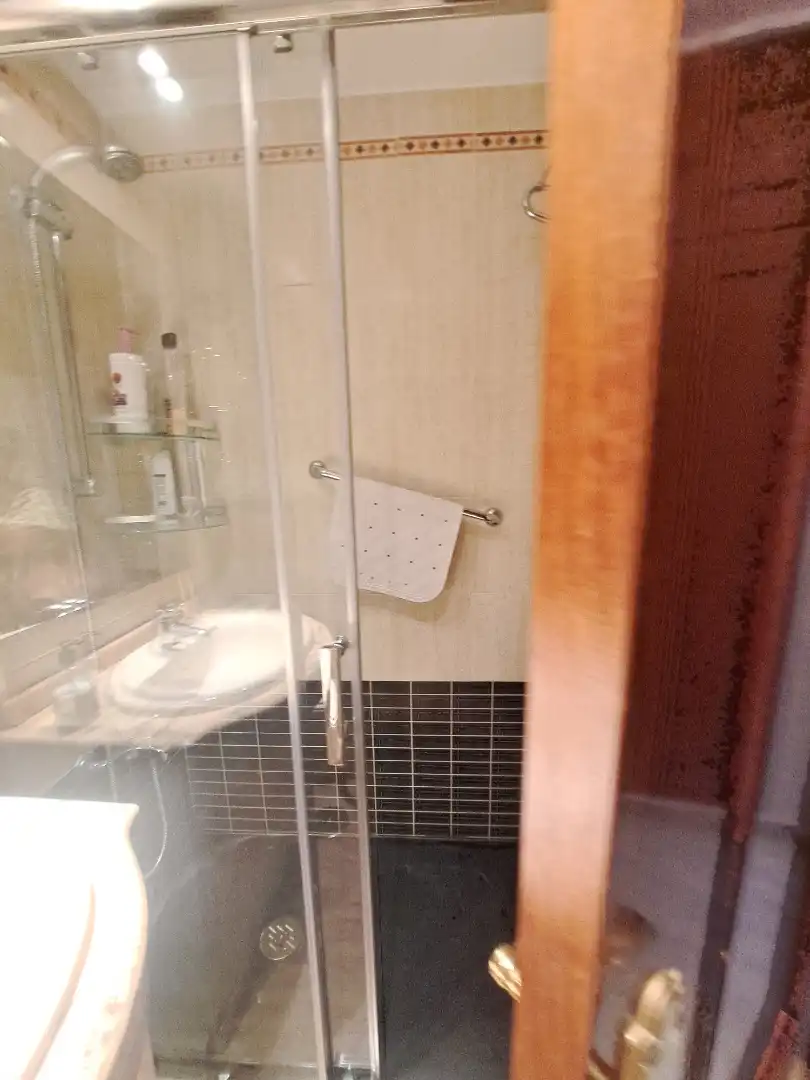 Bathroom of Flat for rent in Marbella  with Air Conditioner, Heating and Terrace