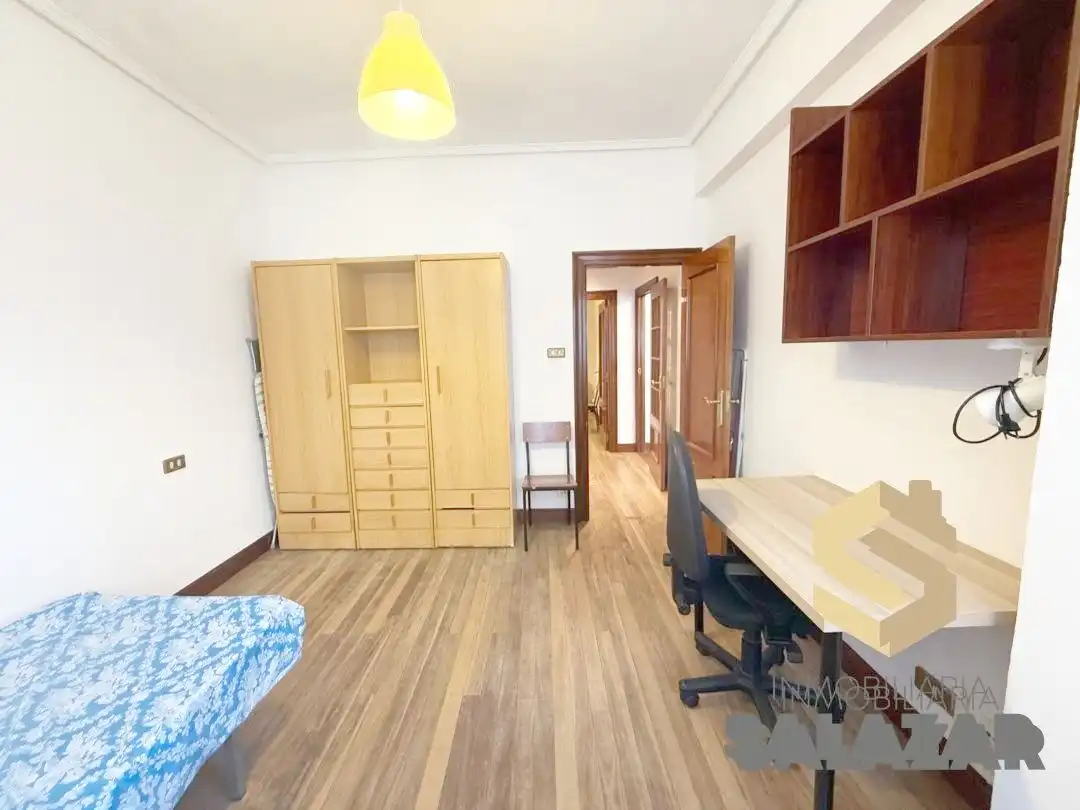 Habitación de Piso de alquiler en Bilbao  con Calefacción