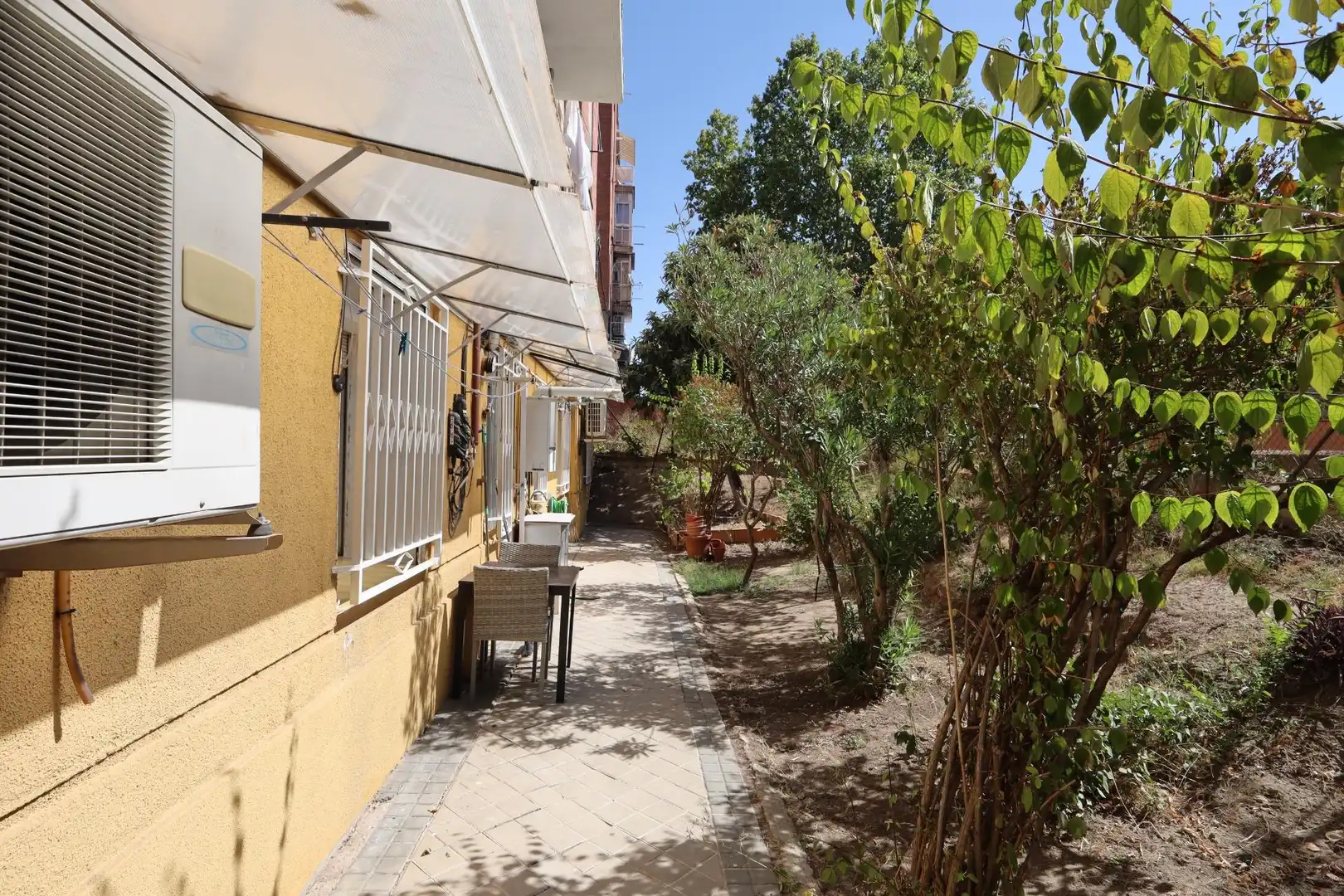 Jardí de Pis en venda en Madrid amb Aire condicionat, Calefacció i Jardí privat