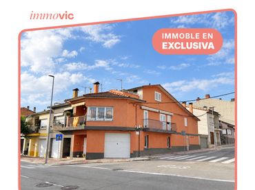 Adosado con balcón en venta en Carrer del Progrés