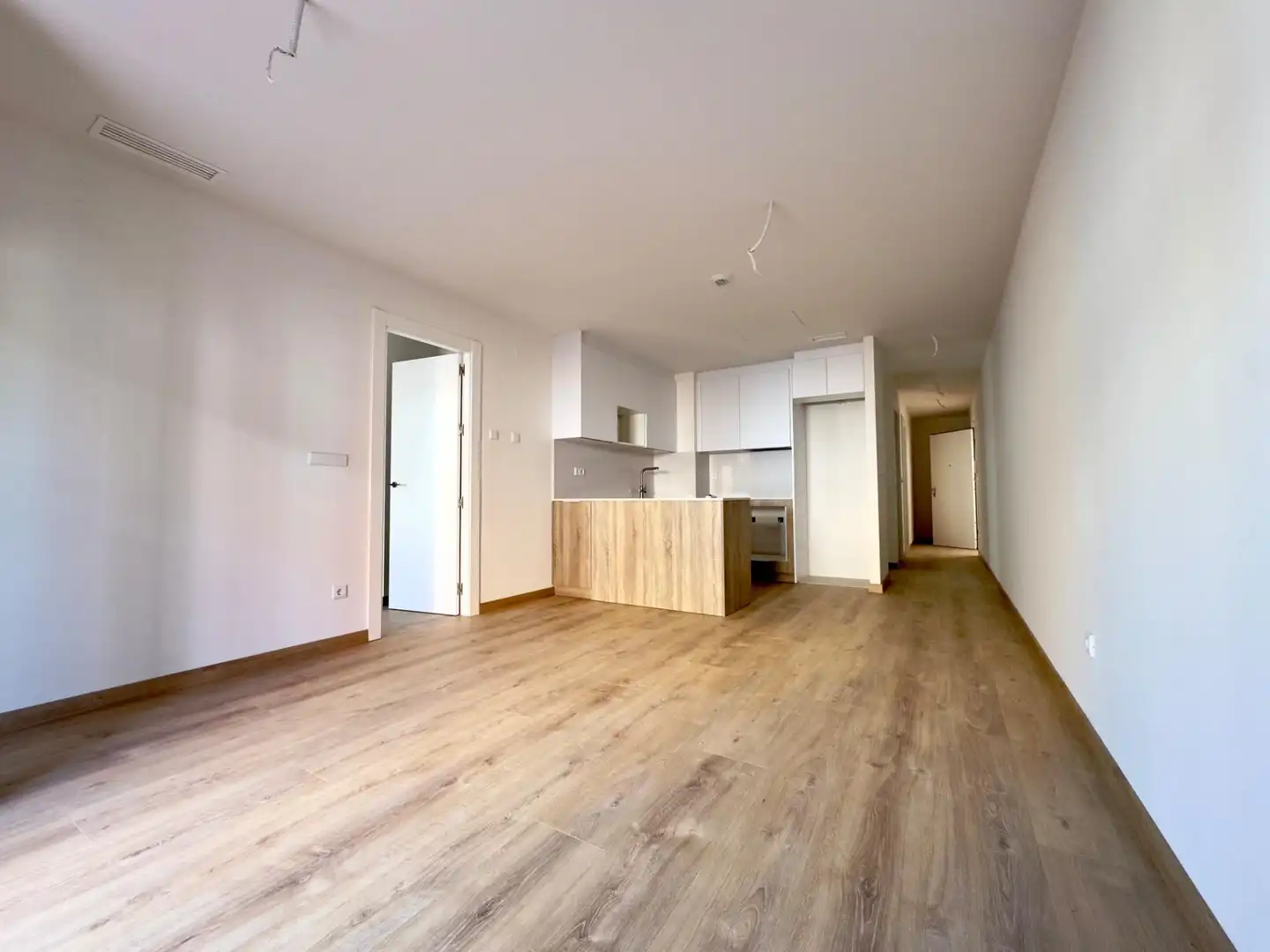 Flat with terrace for sale in Calle Calle Tomás Bordera, imagen 4