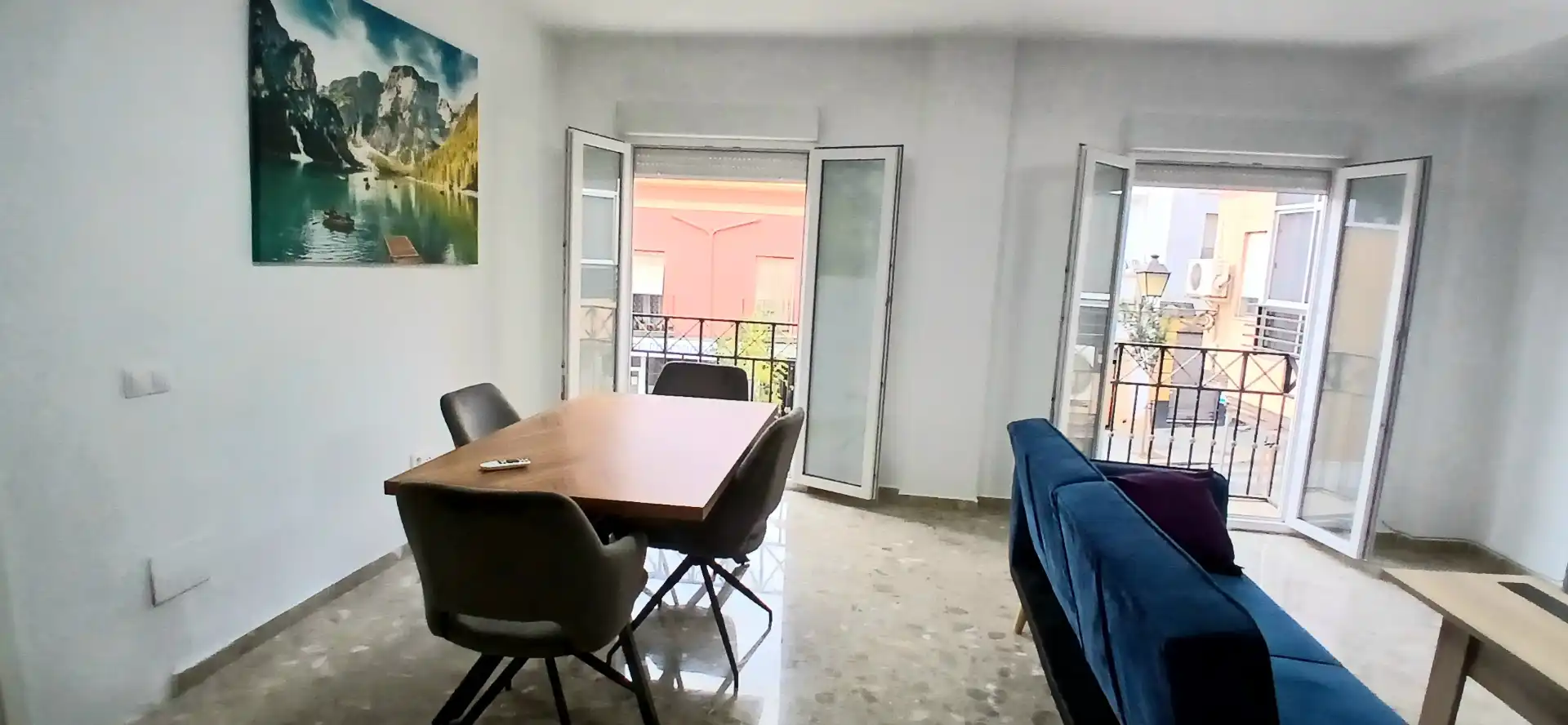 Wohnzimmer von Wohnung zur untervermieten in Almería mit Klimaanlage, Möbliert und Ofen