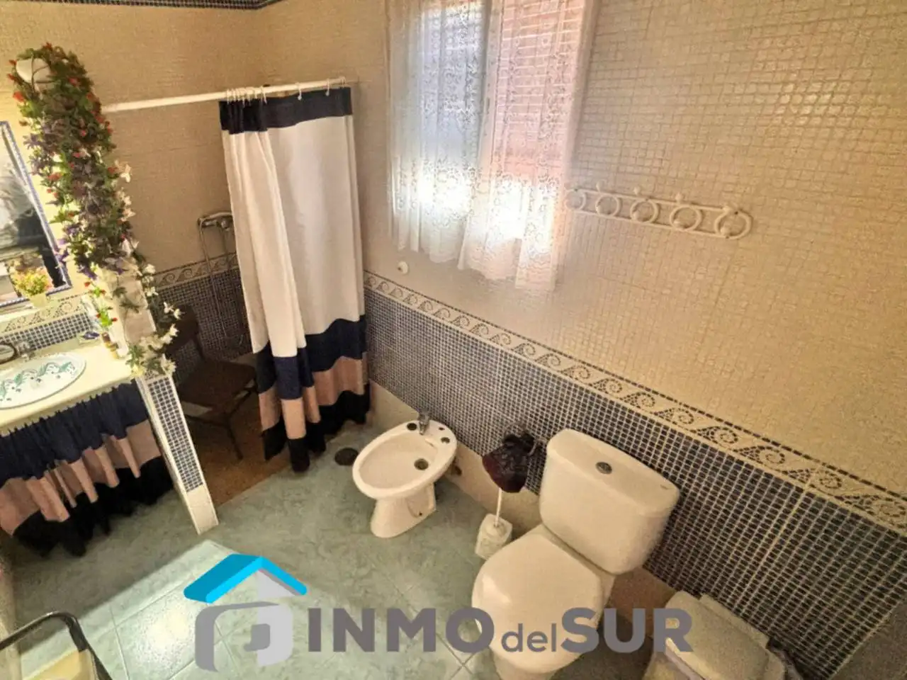 Bany de Finca rústica en venda en Cabra amb Jardí privat i Piscina