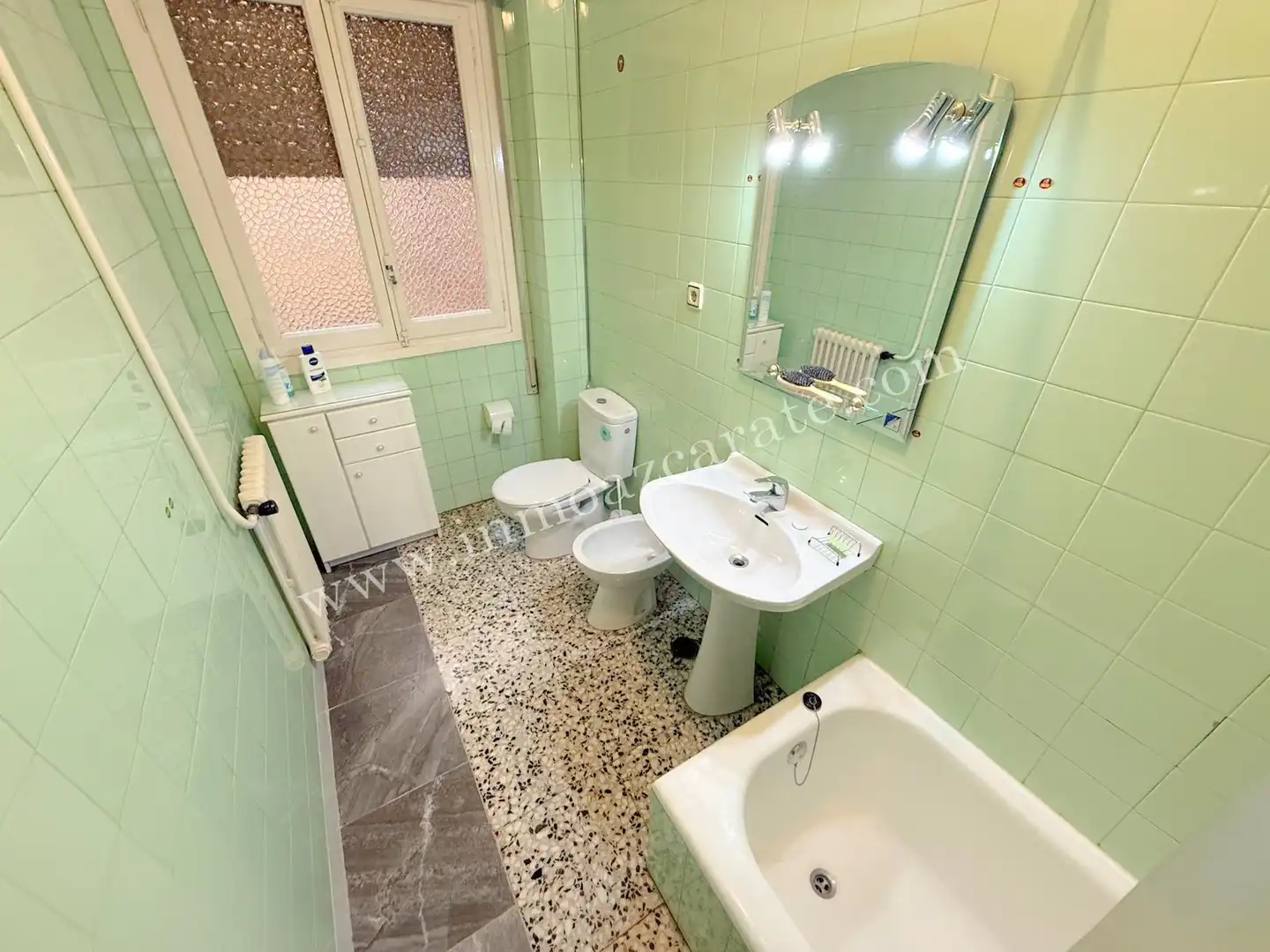 Bathroom of Flat for sale in Estella / Lizarra  with Heating, Parquet flooring and Balcony