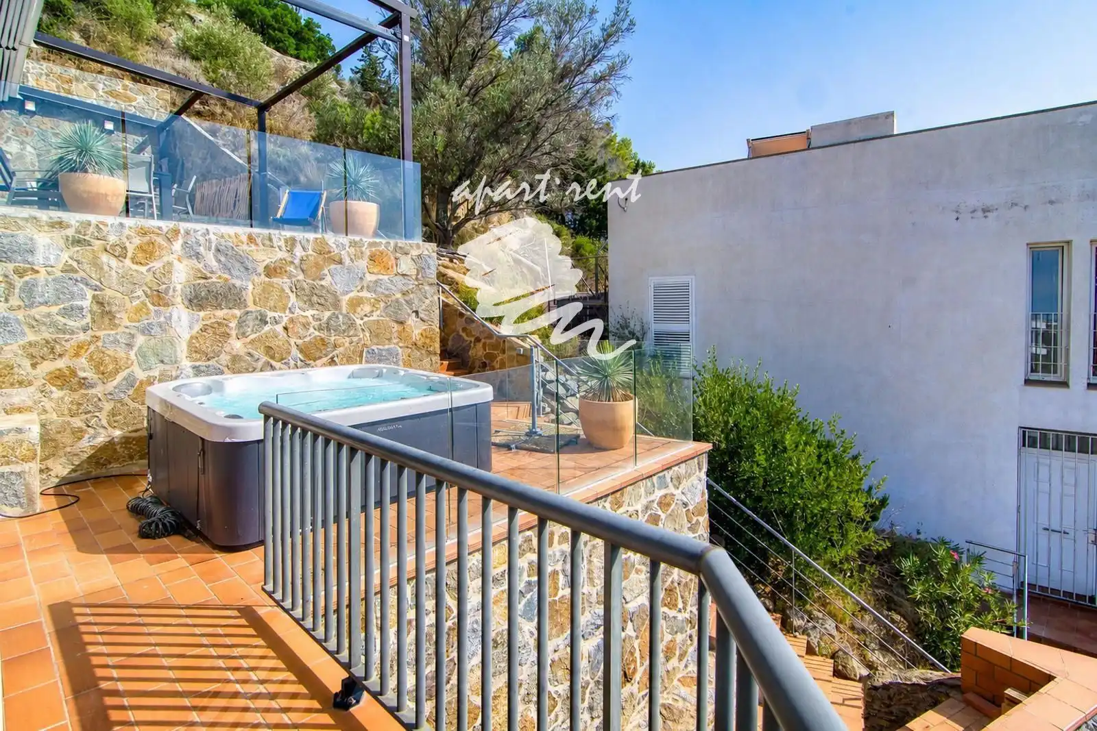 Casa con terraza en venta en Joan Margarit, imagen 6