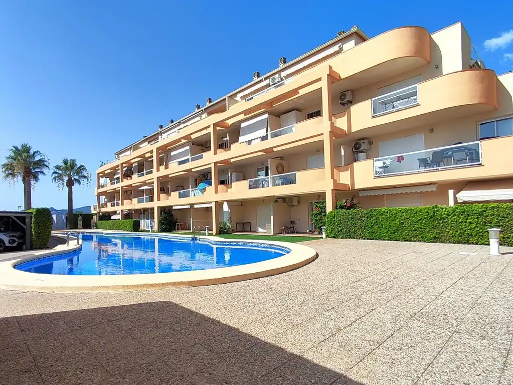 Mini appartamento con piscina in vendita a Carretera de les Marines a Dénia
