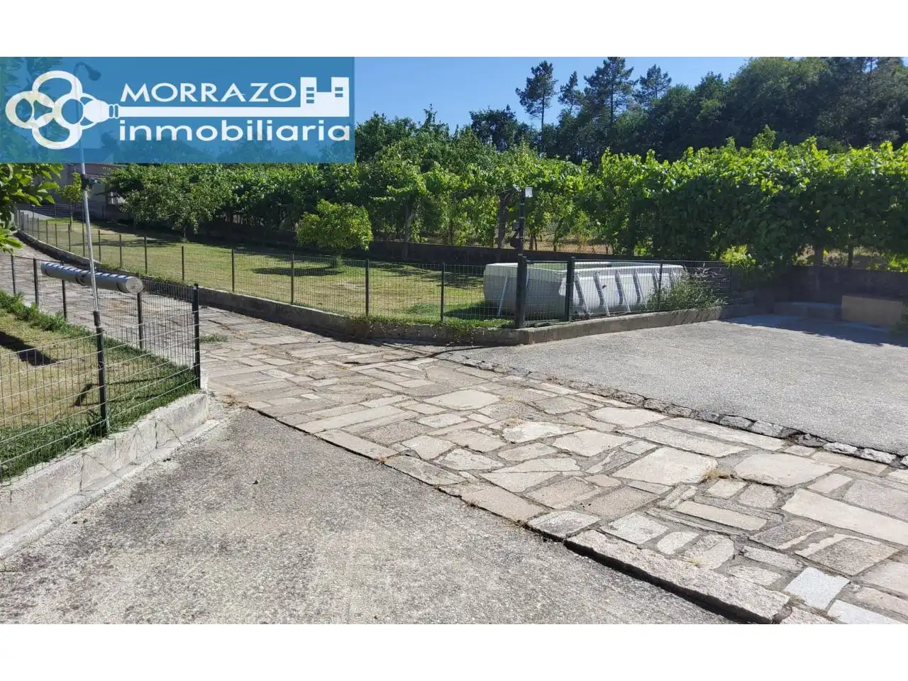 Vista exterior de Casa o chalet en venta en A Estrada  con Aire acondicionado, Piscina y Amueblado