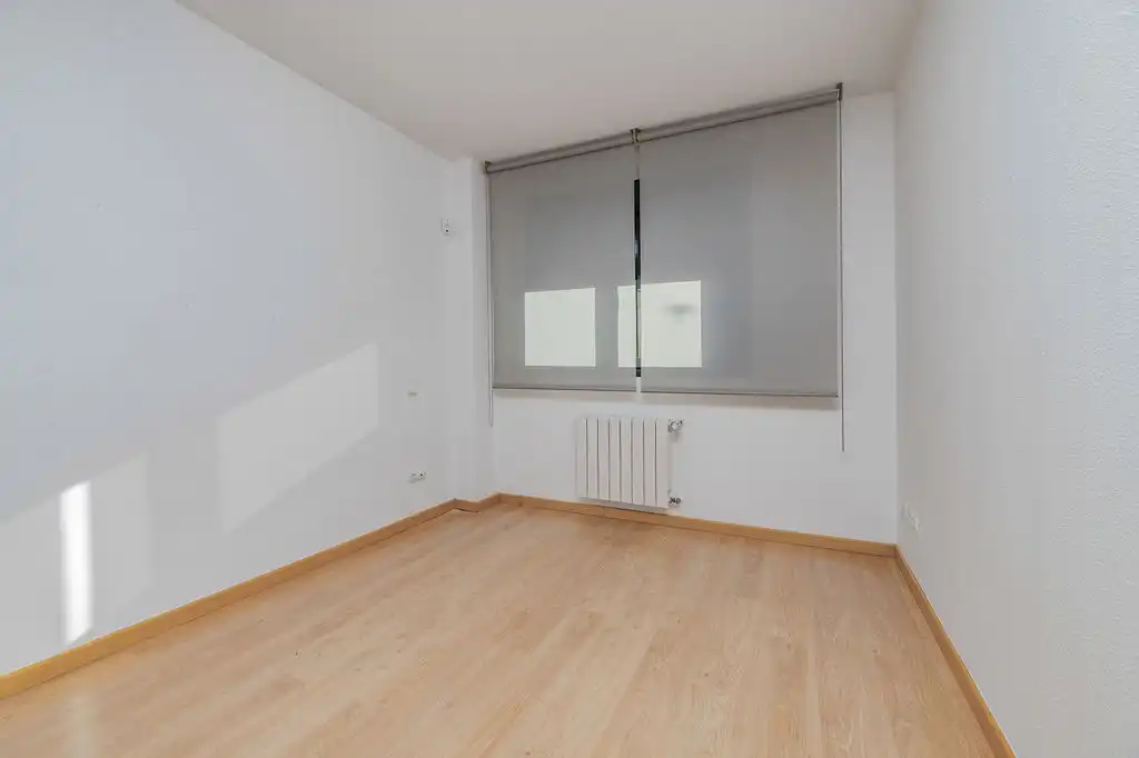 Habitación de Piso en venta en Pinto con Calefacción, Trastero y Piscina