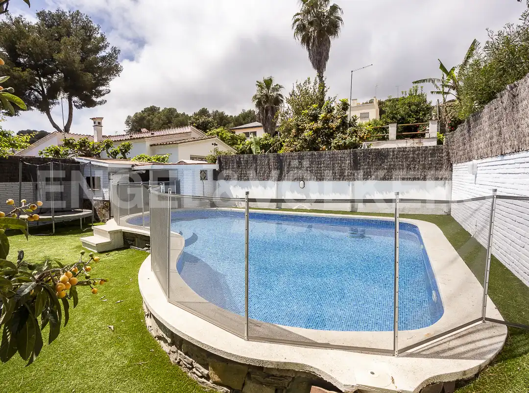 Piscina de Casa o xalet de lloguer en Castelldefels amb Aire condicionat, Calefacció i Terrassa