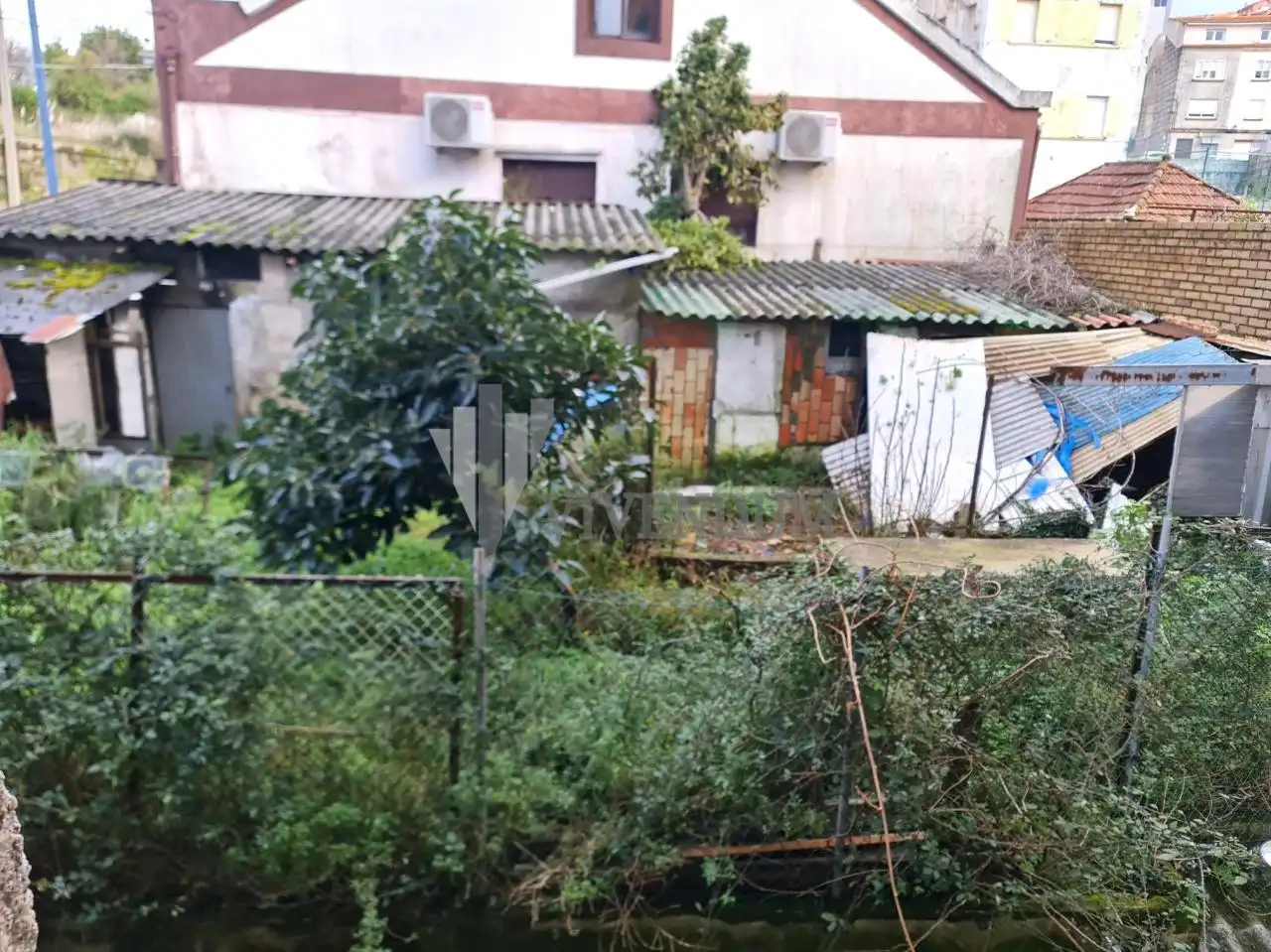 Buildings for sale in Vigo 