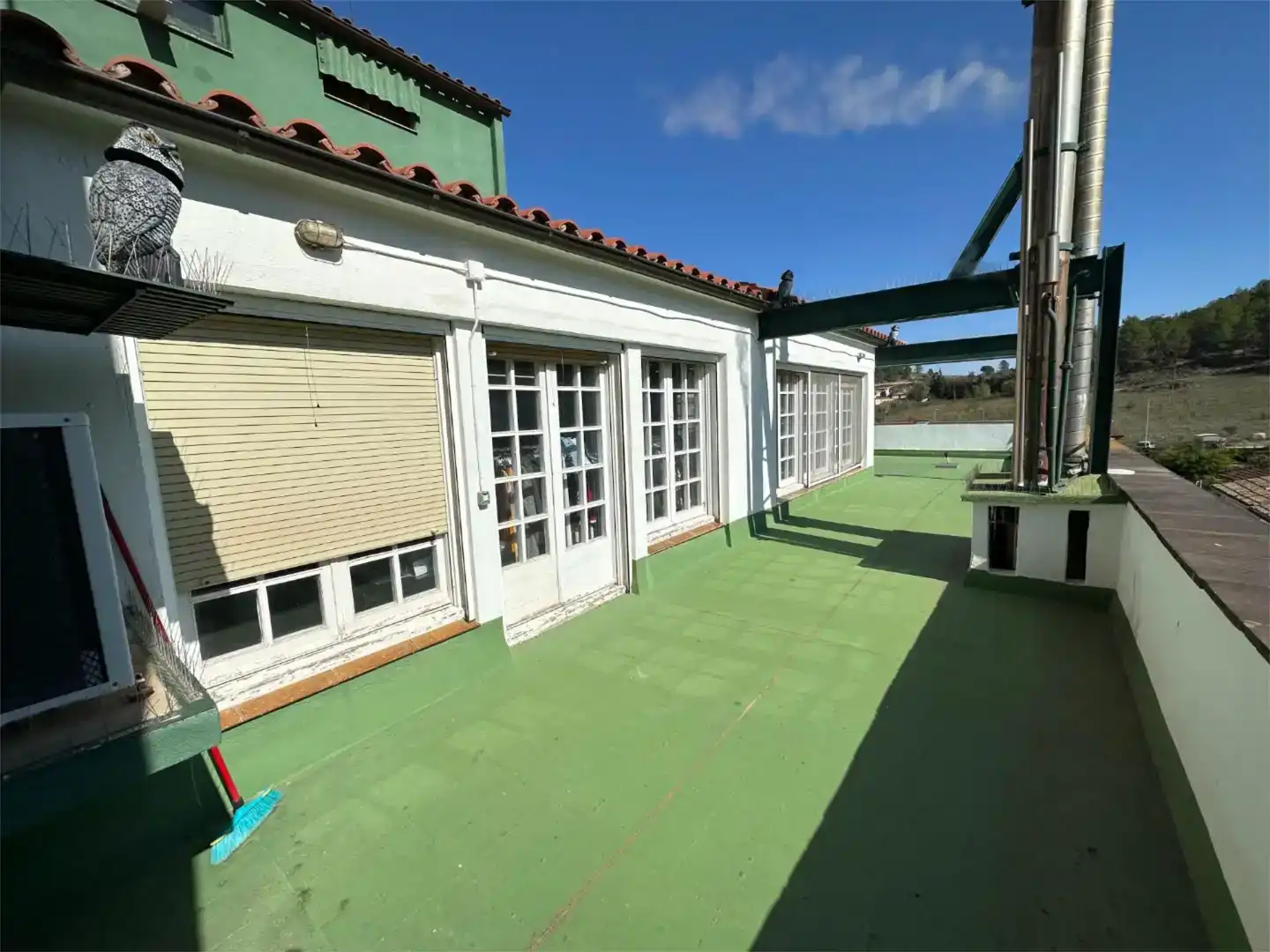 Exterior view of Industrial buildings for rent in Mediona