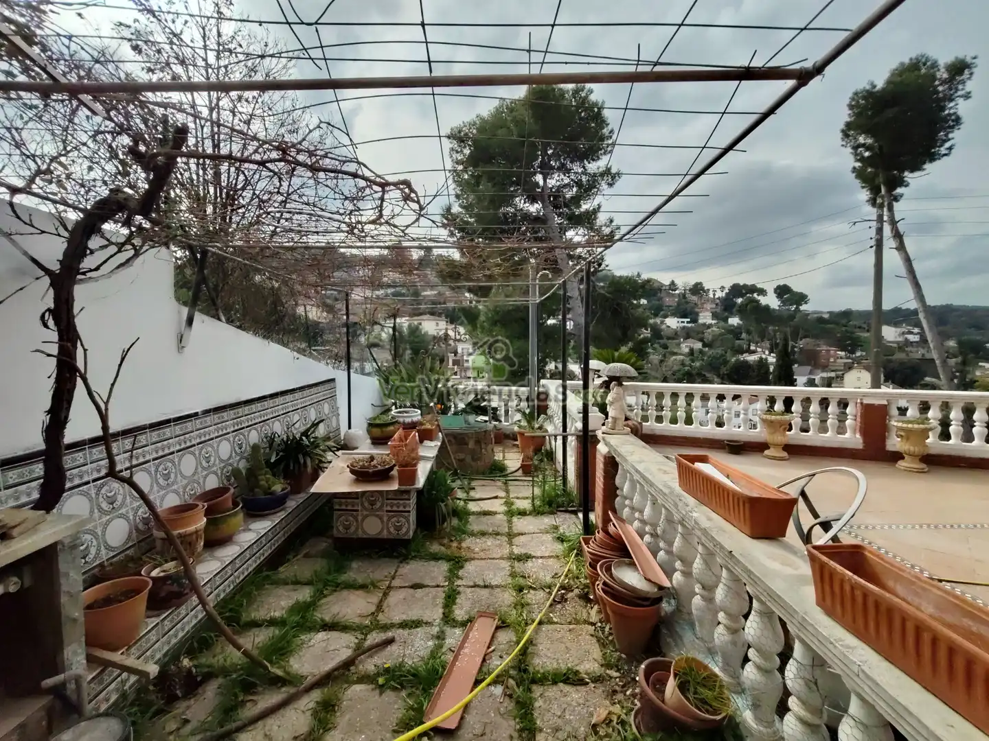 Terrassa de Casa o xalet en venda en Cerdanyola del Vallès amb Calefacció, Jardí privat i Parquet