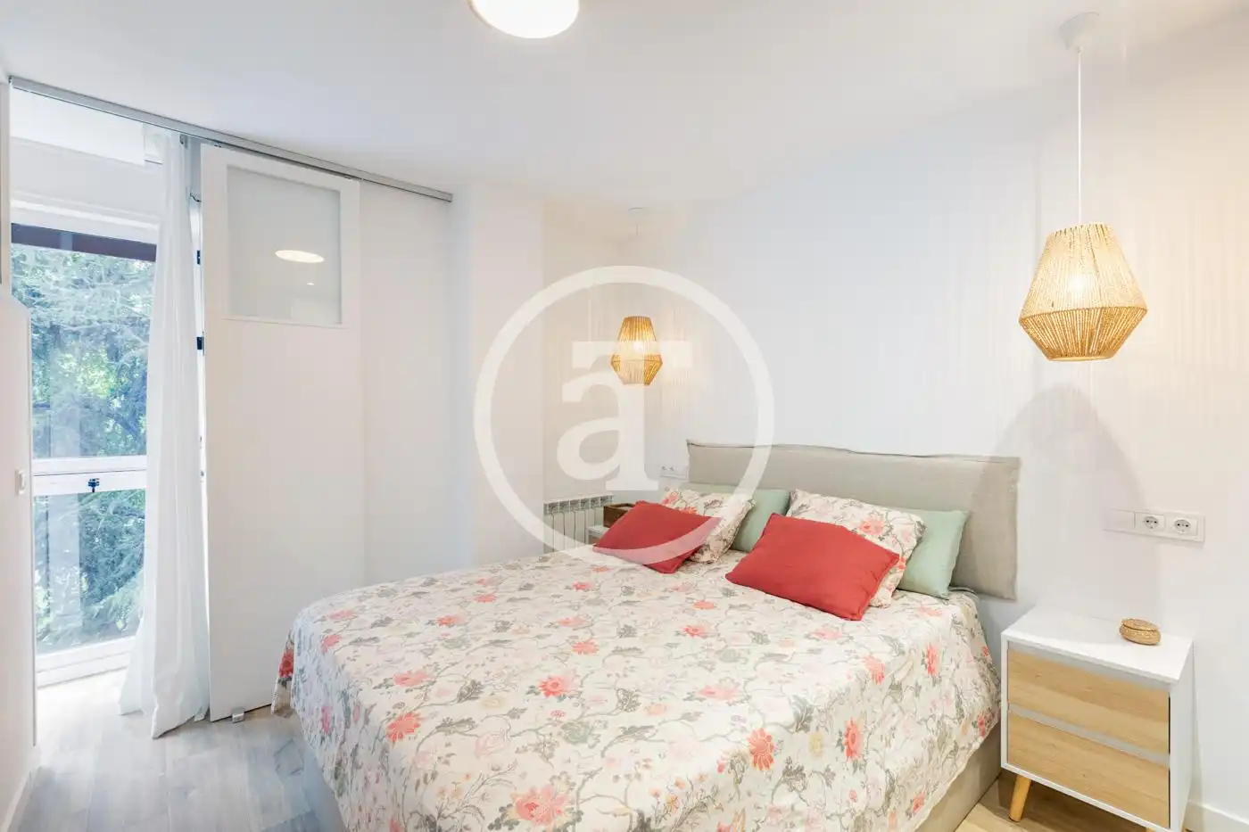 Bedroom of Flat for rent in Madrid  with Air Conditioner, Heating and Furnished