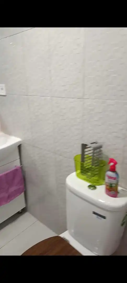 Bany de Apartament per a compartir en Madrid amb Aire condicionat, Calefacció i Moblat