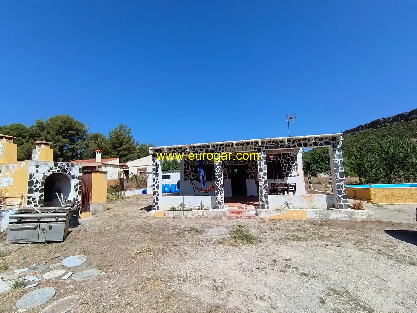 Finca rústica en venta en Chiva con Jardín privado, Terraza y Trastero