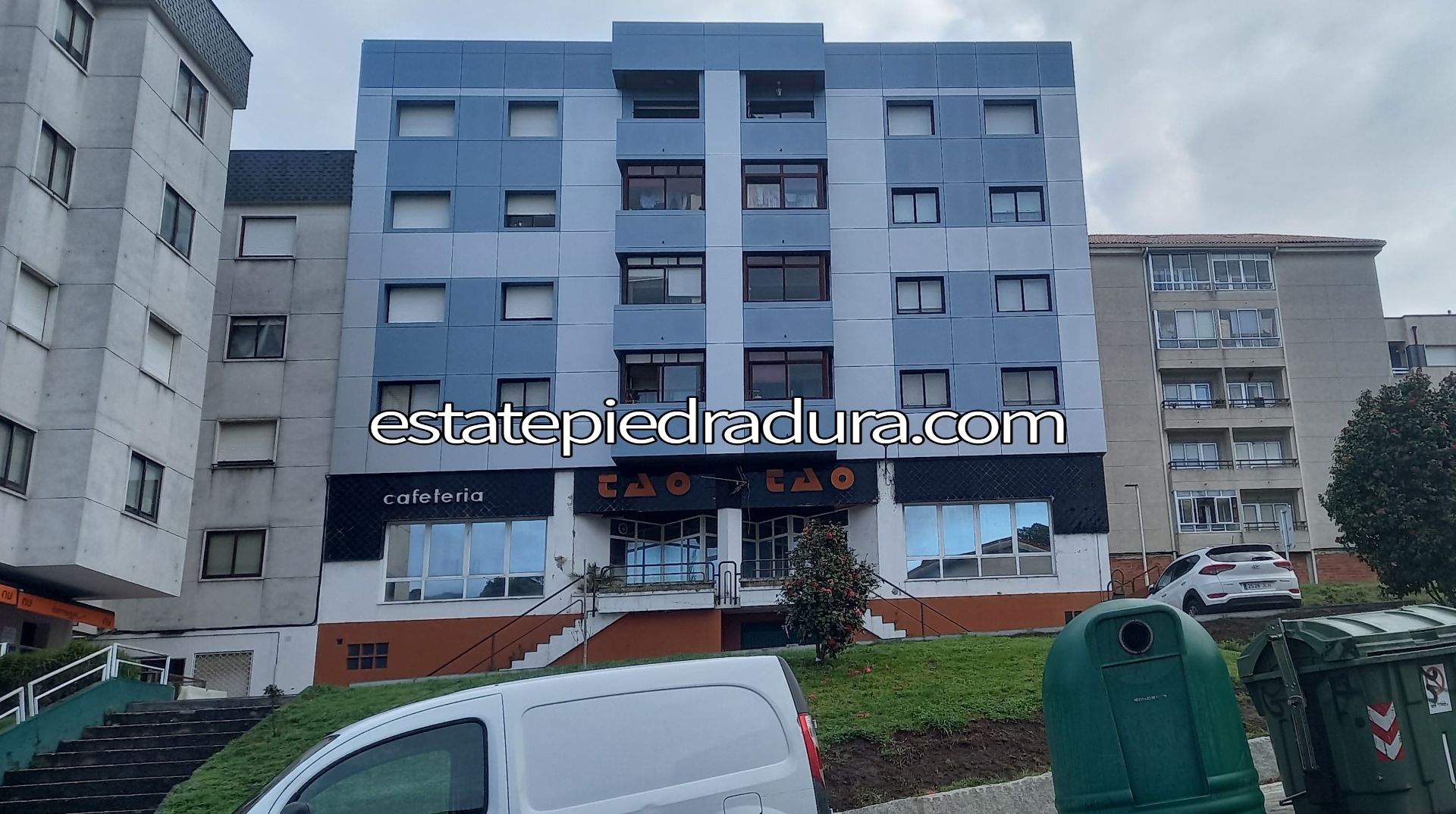 Exterior view of Premises for sale in Pontevedra Capital 