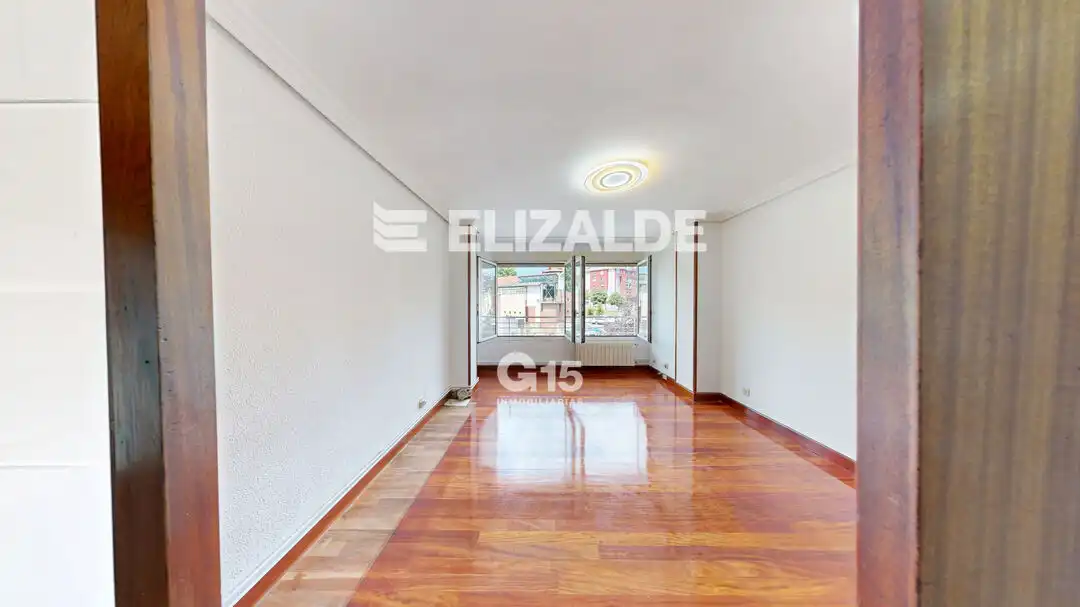 Sala de estar de Piso en venta en Hernani con Terraza, Trastero y Balcón