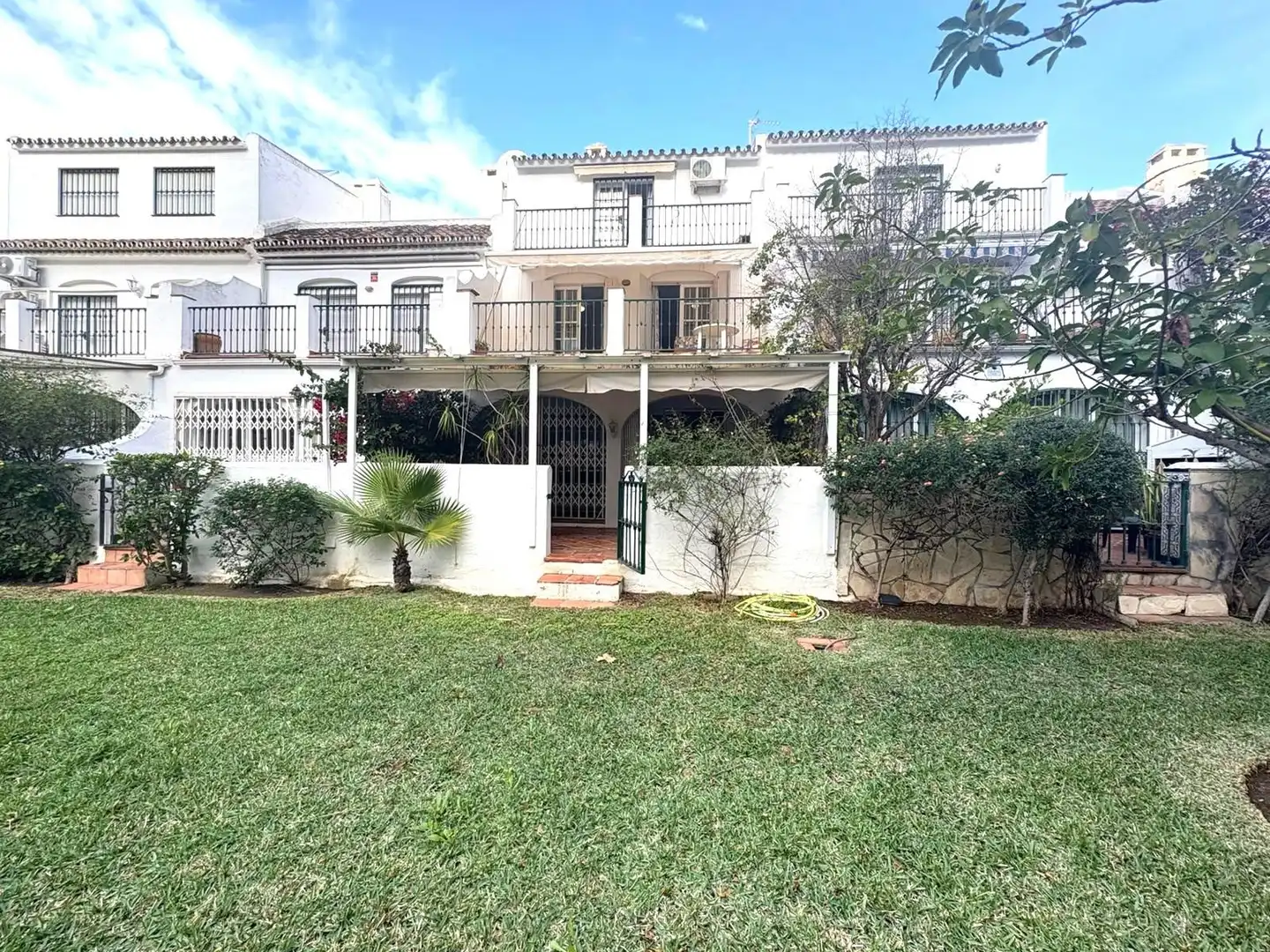 Jardí de Casa adosada en venda en Fuengirola amb Aire condicionat, Jardí privat i Terrassa