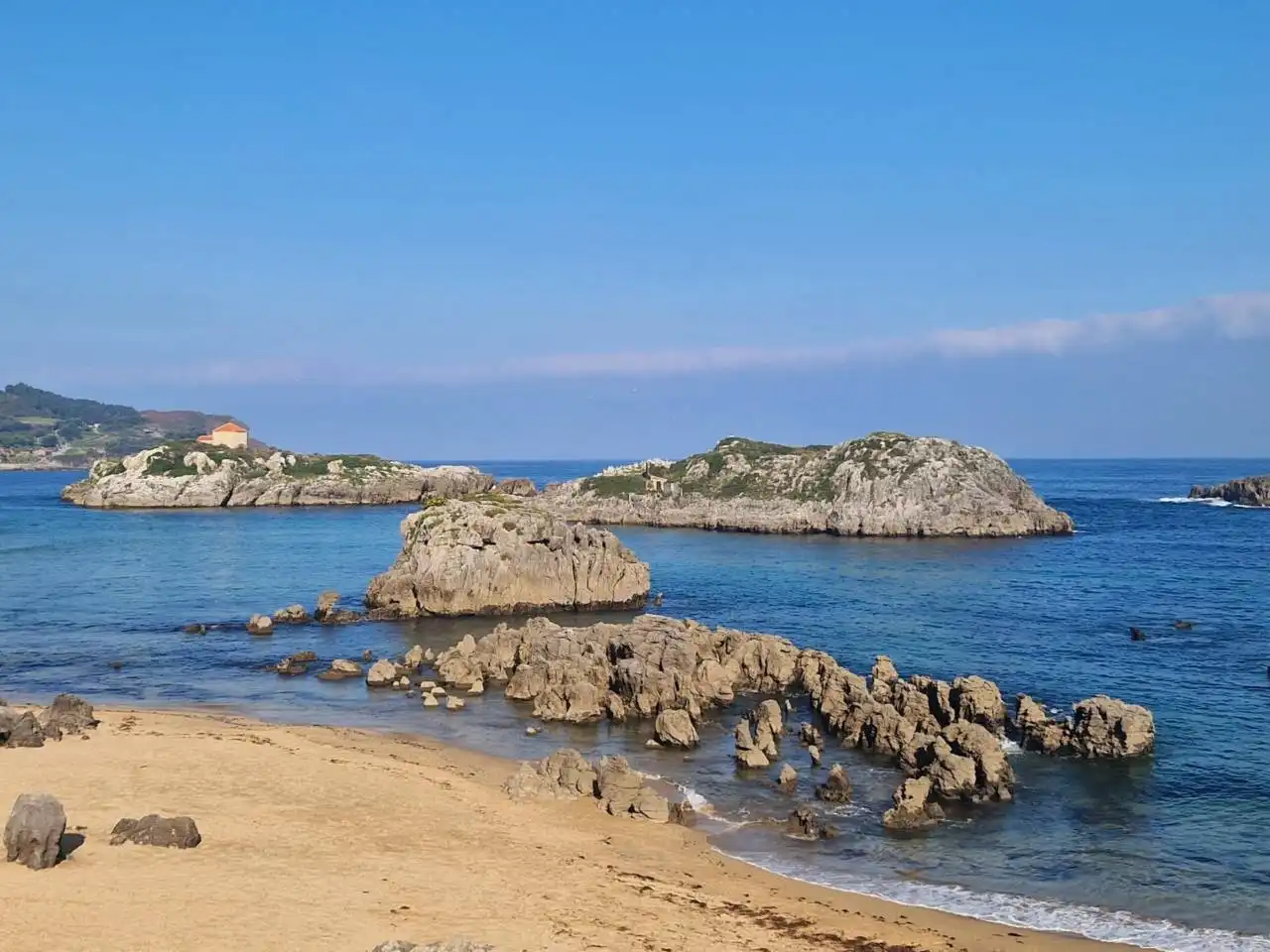 Apartamento en venta en Noja con Terraza, Amueblado y Balcón