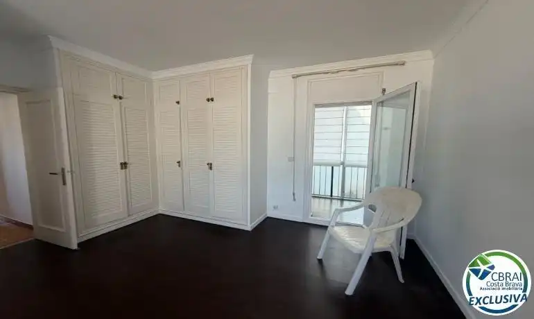 Bedroom of Attic for sale in Roses  with Terrace