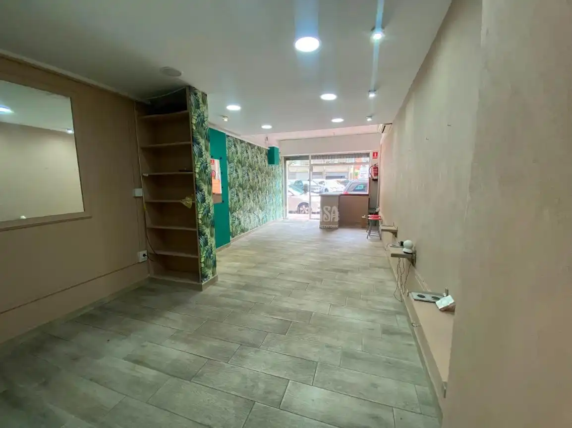 Geschaftsraum zur Miete in L'Hospitalet de Llobregat mit Klimaanlage