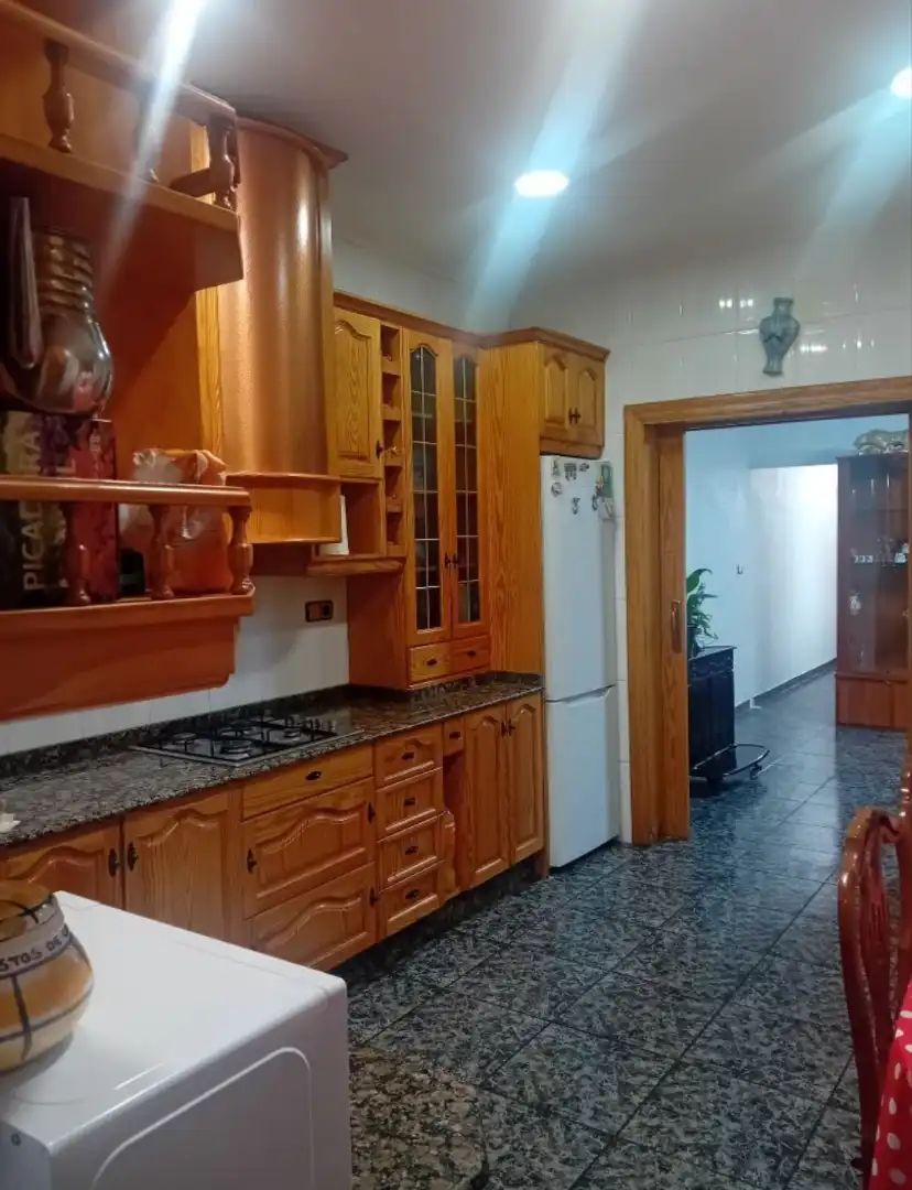 Cuina de Casa adosada en venda en Cartagena amb Aire condicionat, Terrassa i Traster