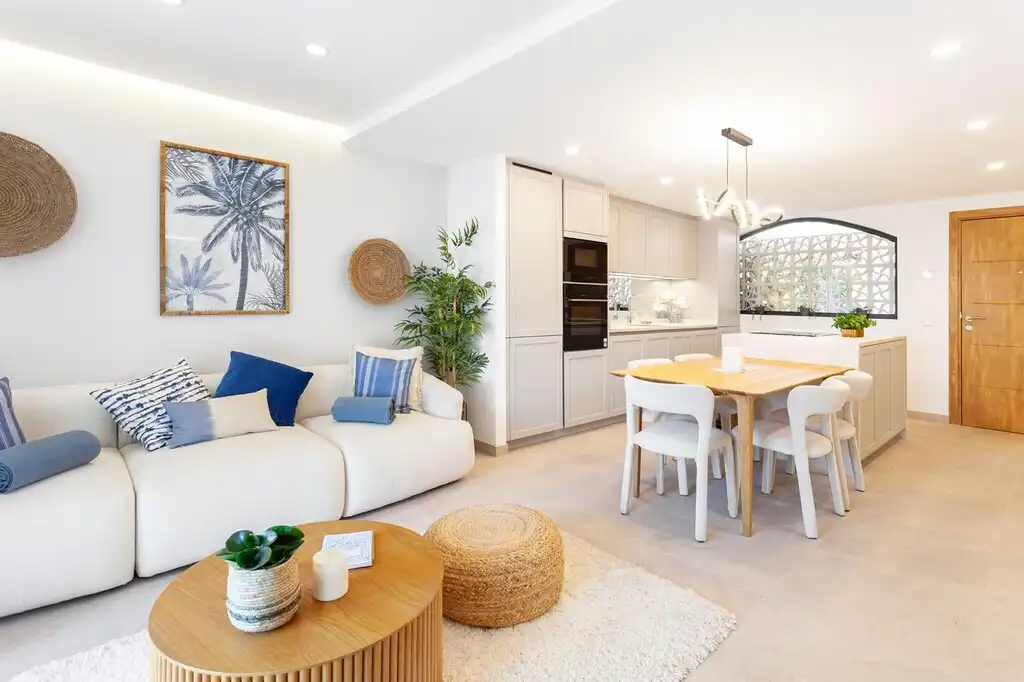 Living room of Apartments for sale in Calvià  with Air Conditioner, Terrace and Furnished