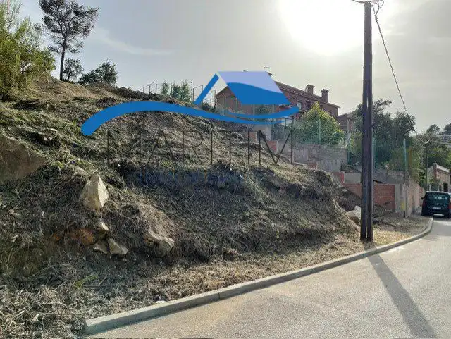 Lands and plots for sale in Vimets