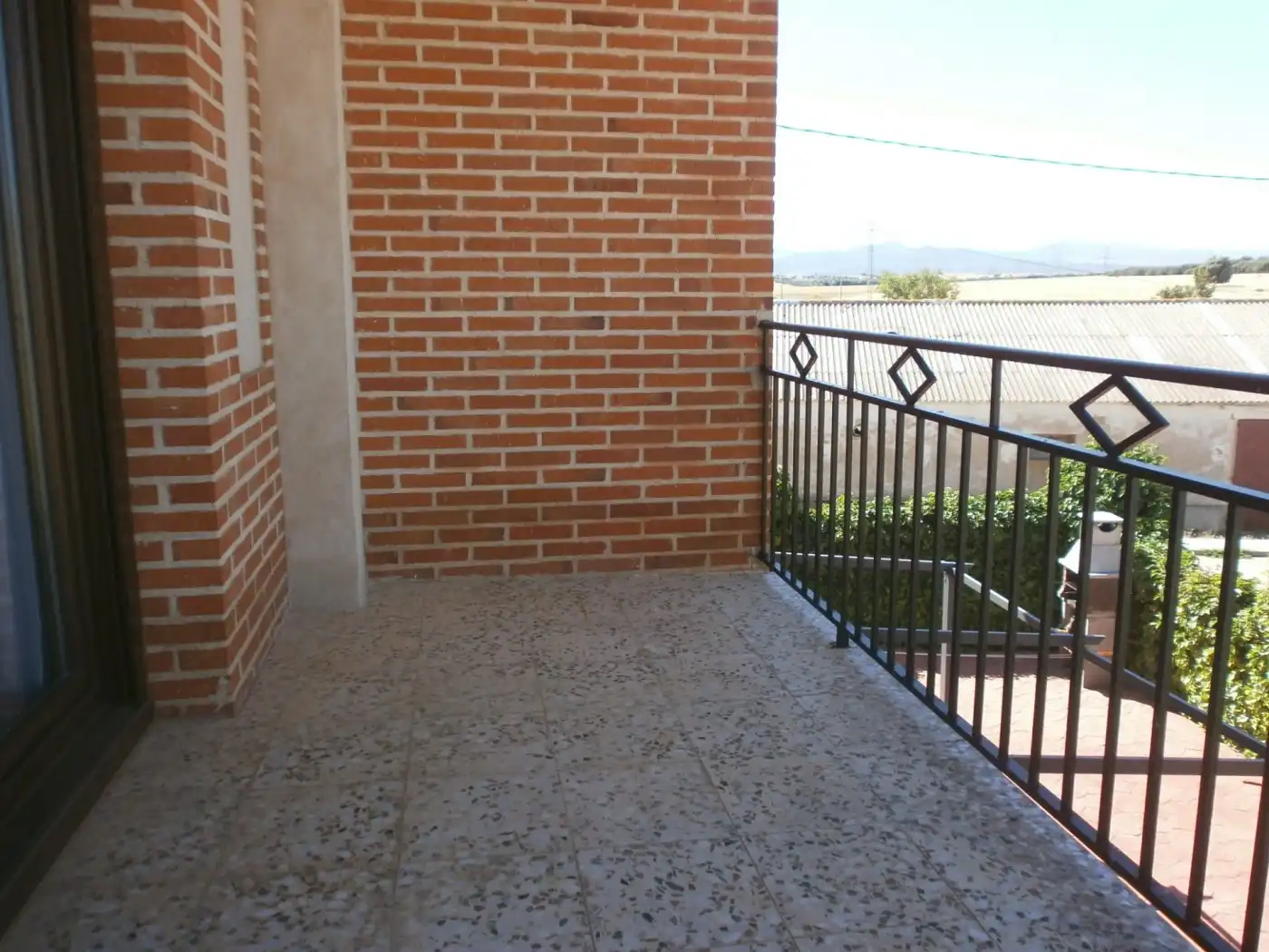 Terrassa de Casa o xalet en venda en Lastras del Pozo amb Calefacció, Jardí privat i Terrassa