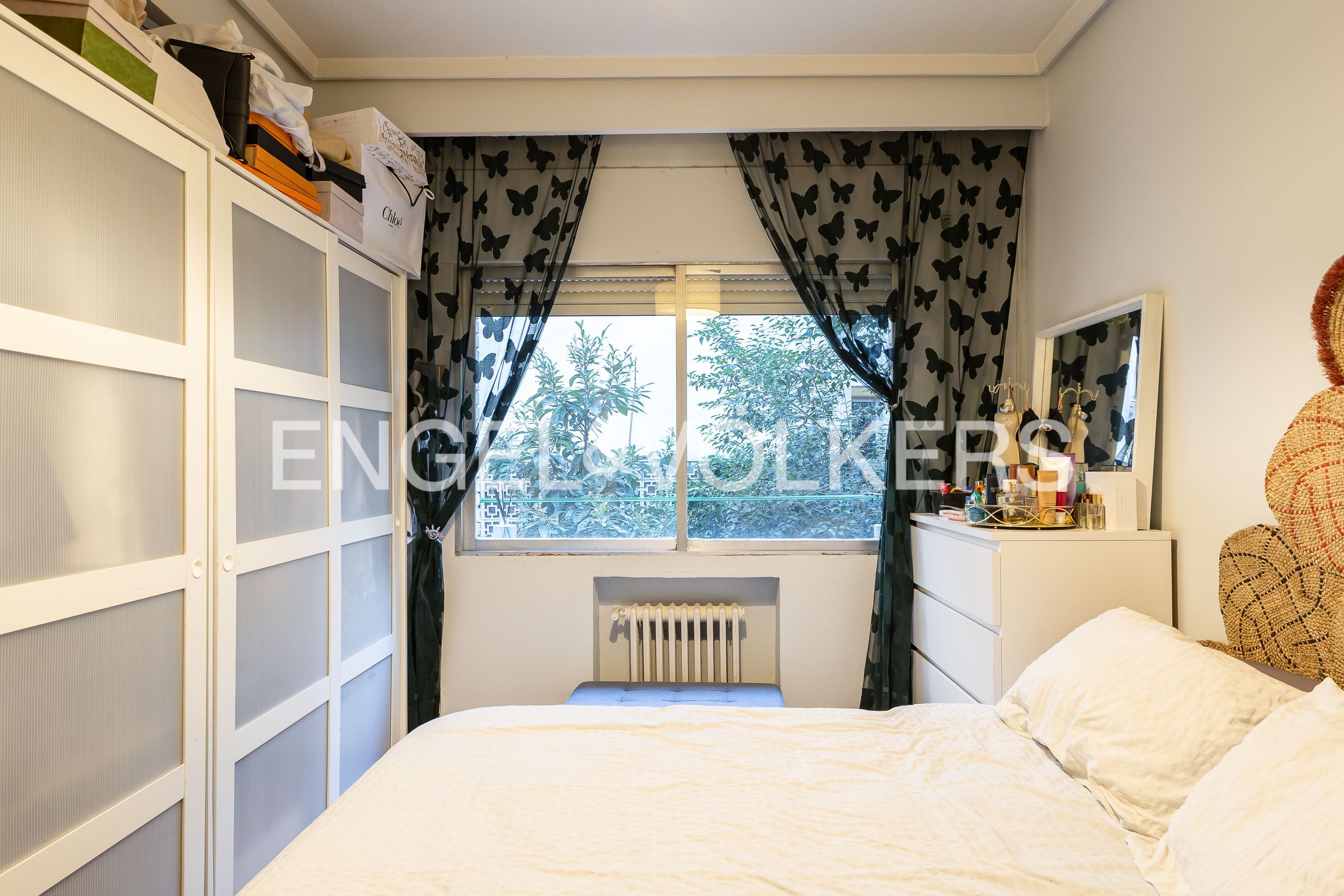 Dormitori de Apartament en venda en  Madrid Capital amb Aire condicionat, Calefacció i Parquet