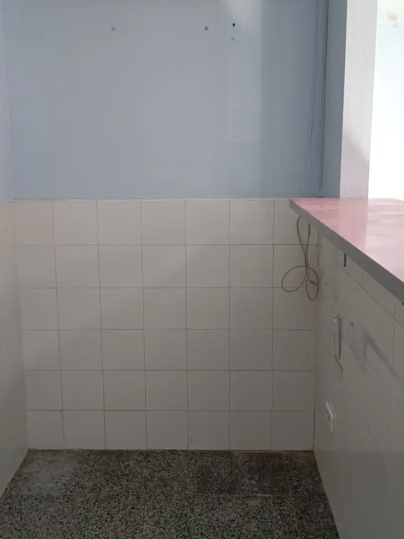 Badezimmer von Geschaftsraum zur Miete in Segorbe