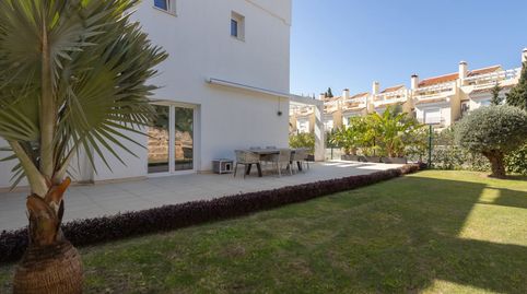 Foto 3 de Casa adosada en venda a 2 Calle Santa Teresa de Calahonda #2, Calahonda, Mijas