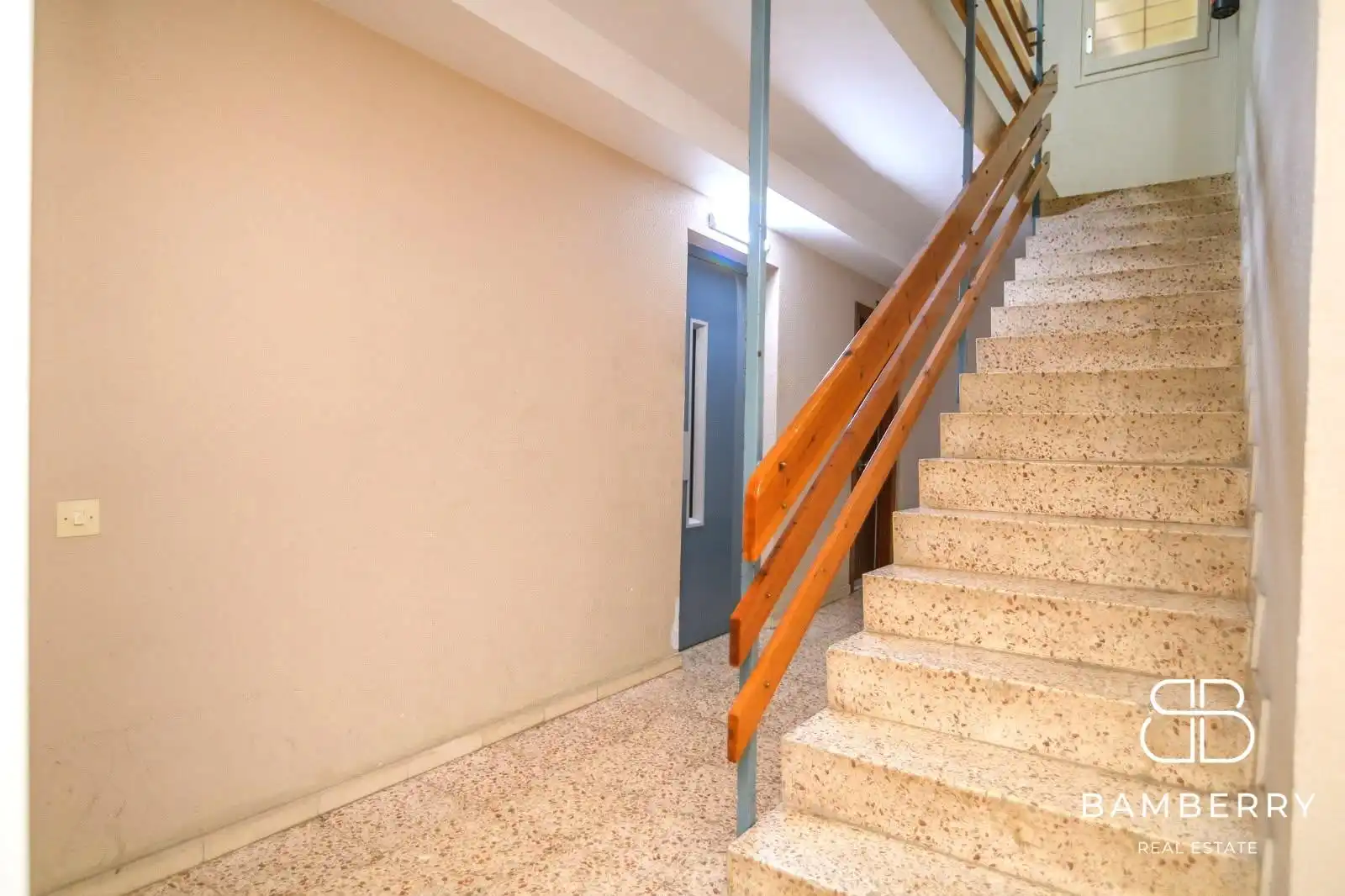 Pis en venda en Sant Boi de Llobregat amb Parquet