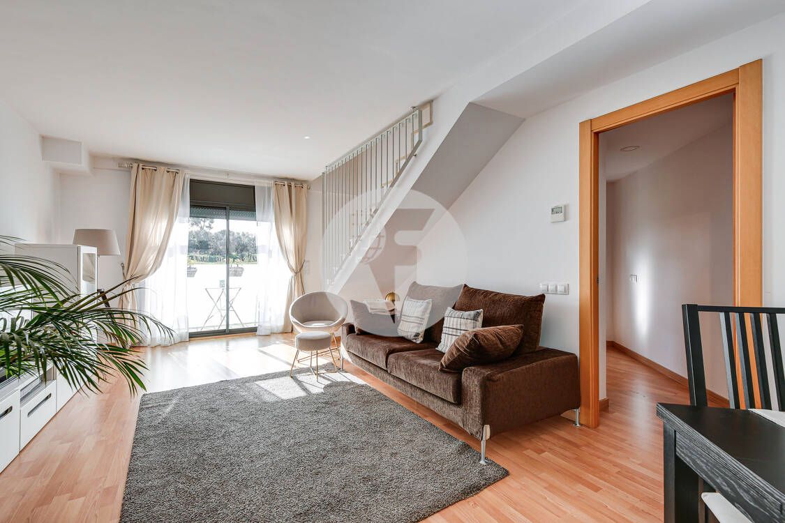Living room of Duplex for sale in Rubí  with Air Conditioner, Heating and Terrace