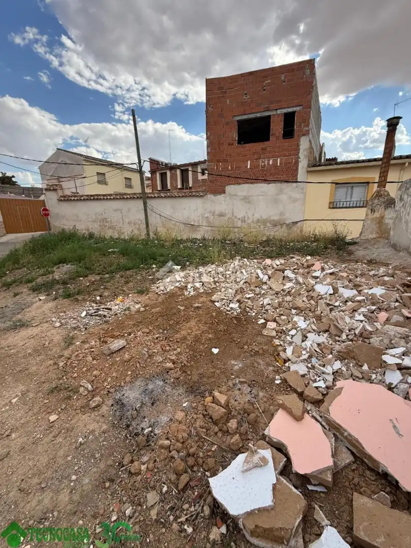 Casa adosada en venda en Santa Cruz de la Zarza