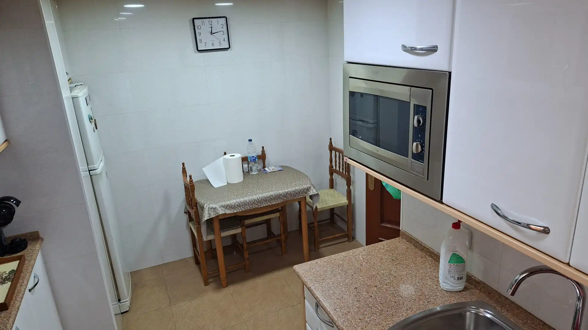 Kitchen of Flat for sale in Cornellà de Llobregat  with Air Conditioner, Terrace and Furnished