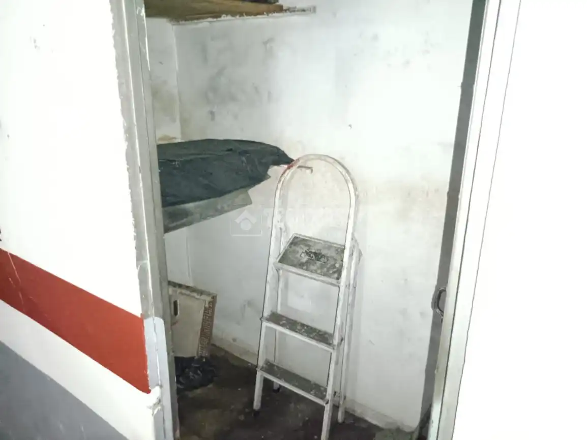 Garage for sale in Zaragoza