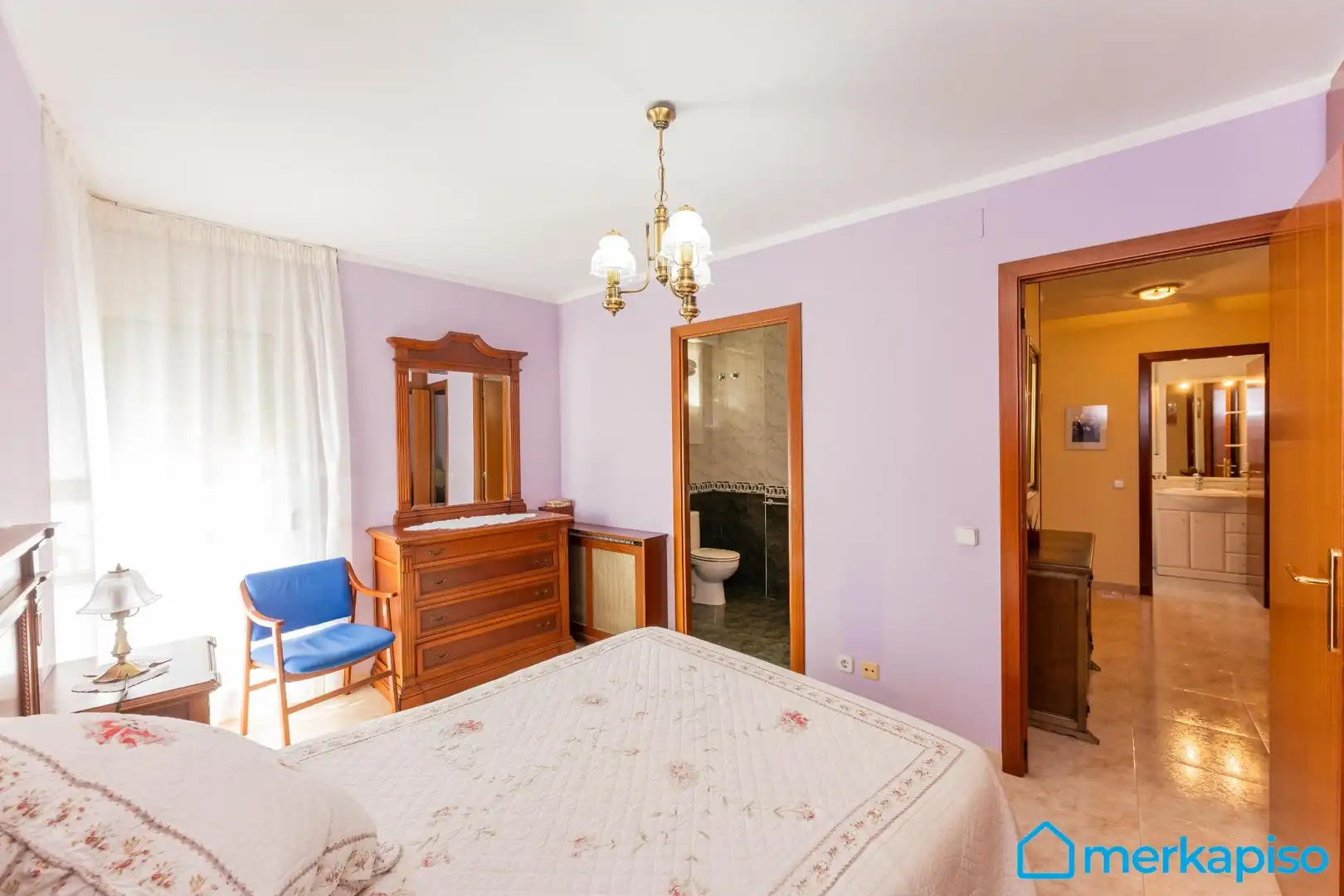Habitación de Casa adosada en venta en Viladecans con Calefacción, Jardín privado y Terraza