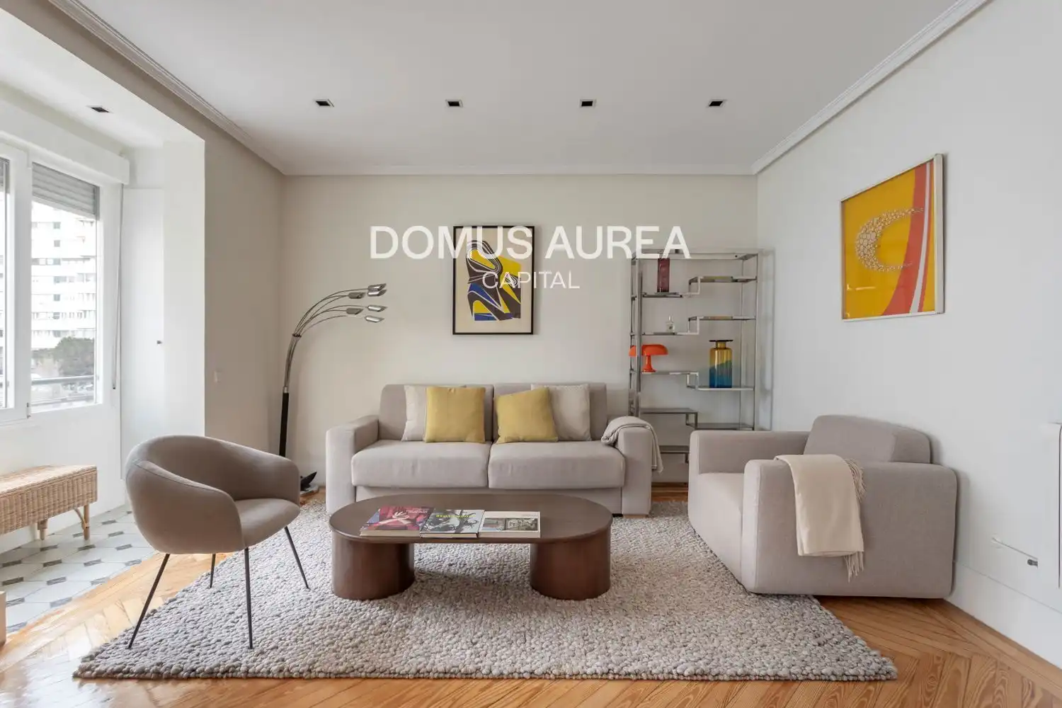 Wohnzimmer von Wohnung zur Miete in Madrid mit Heizung, Parkett und Terrasse