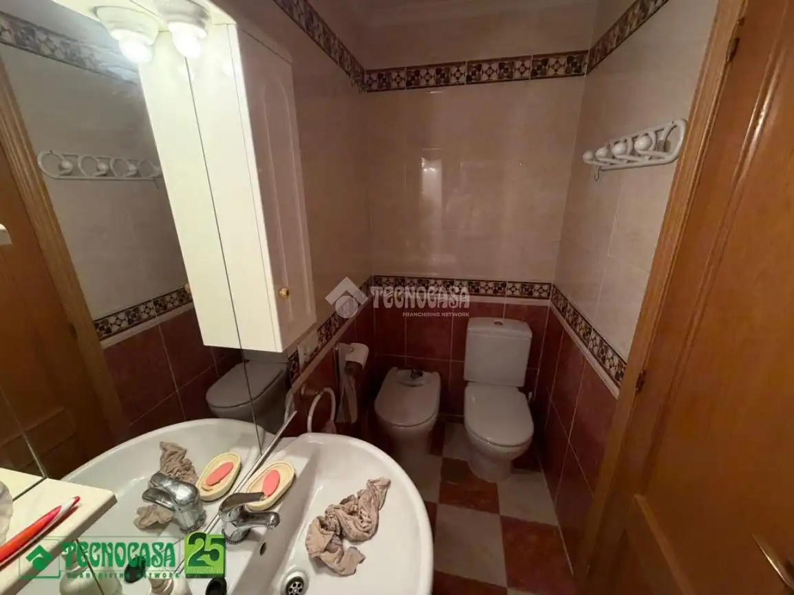 Baño de Piso en venta en Ciudad Real con Calefacción y Trastero