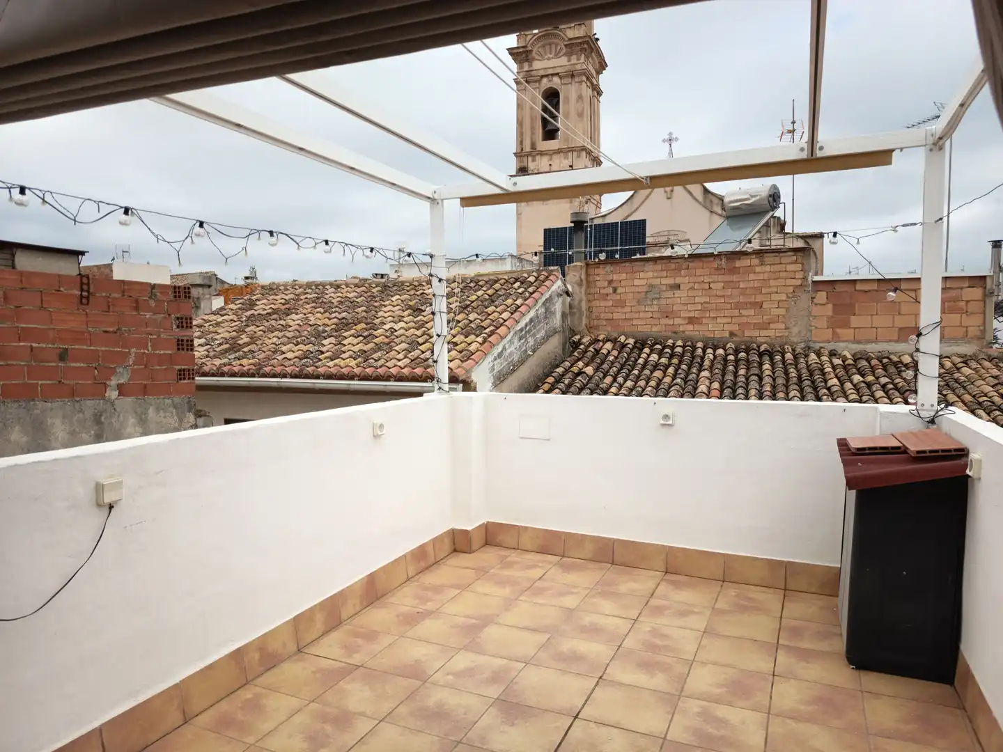 Casa amb terrassa en venda a Calle NOU, imagen 2
