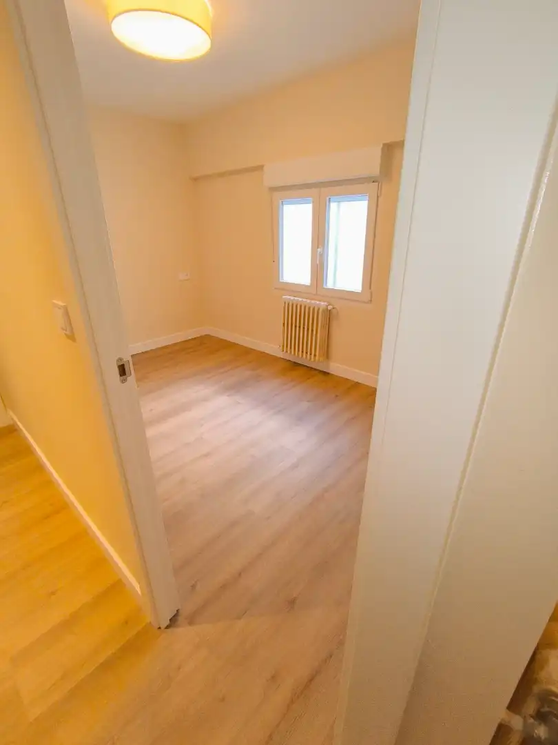 Bedroom of Flat for rent in Palencia  with Heating, Parquet flooring and Terrace