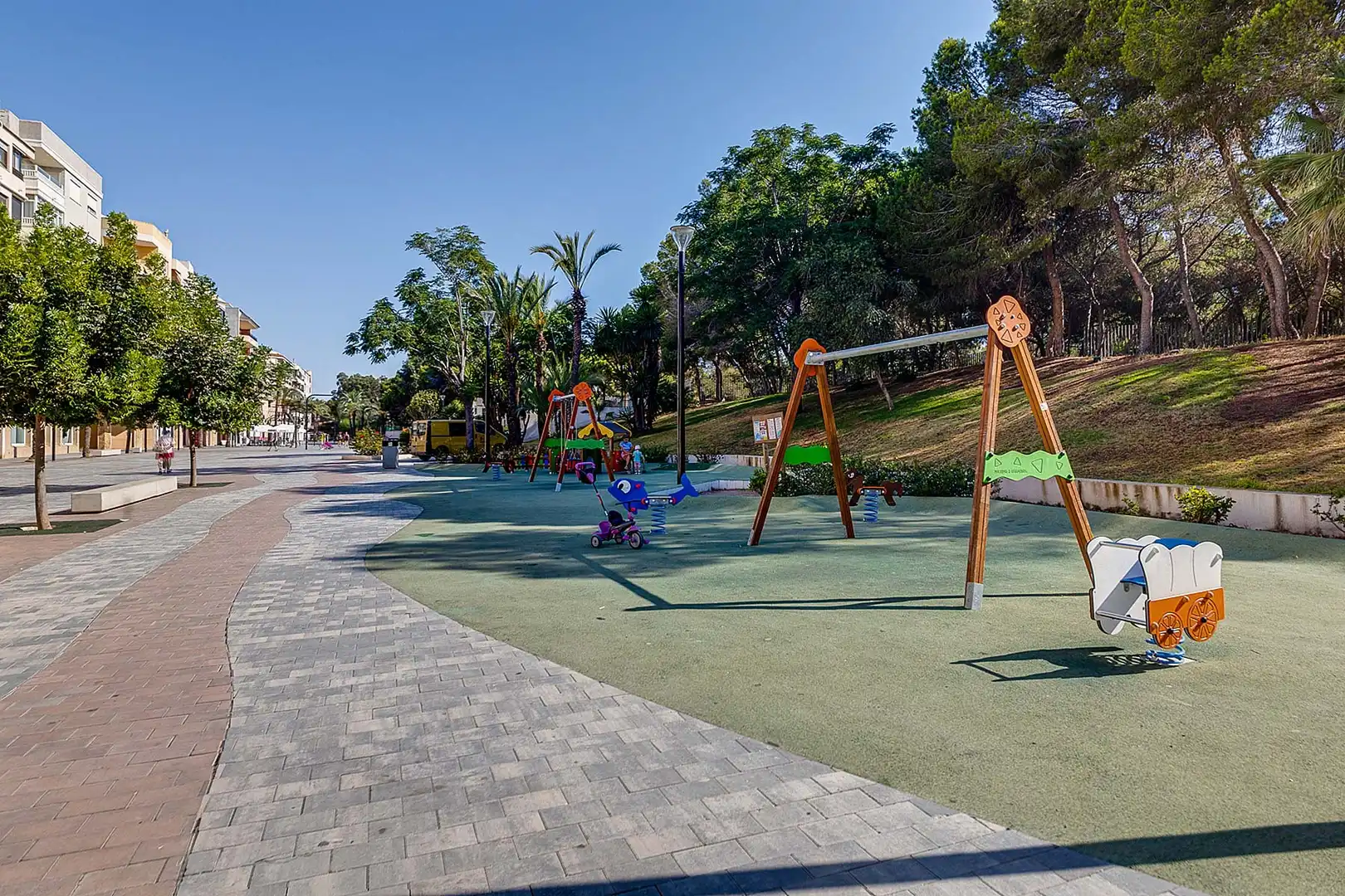 Ático con piscina en venta en Guardamar Playa, imagen 27