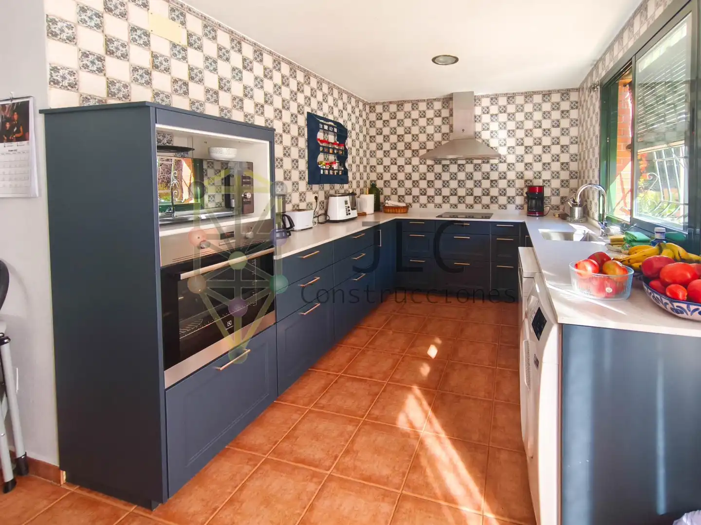 Cocina de Casa o chalet en venta en El Casar con Terraza, Trastero y Piscina