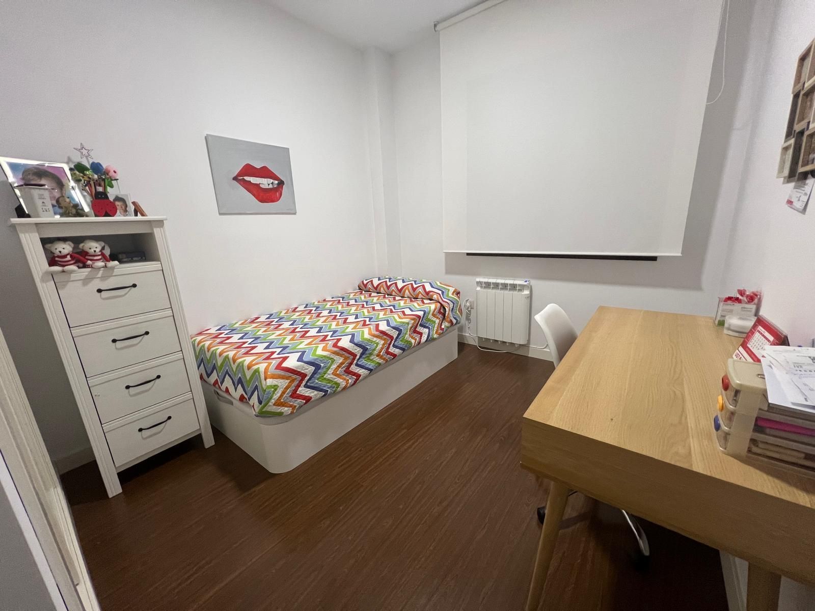 Dormitori de Pis per a compartir en Valdilecha amb Calefacció i Moblat