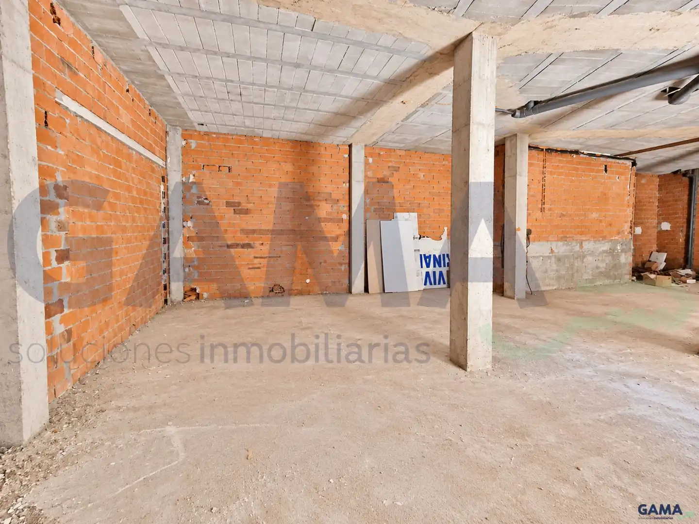 Business premises for sale in Casc Urbà, imagen 2