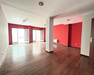 Office to rent in Vigo   with Air Conditioner