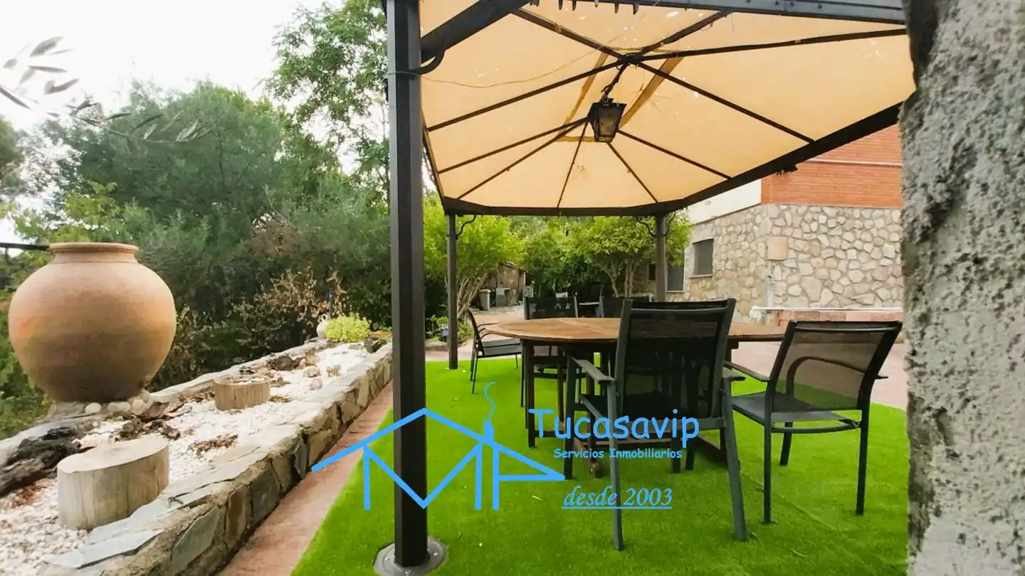 Casa con piscina in vendita a El Tiemblo, imagen 9