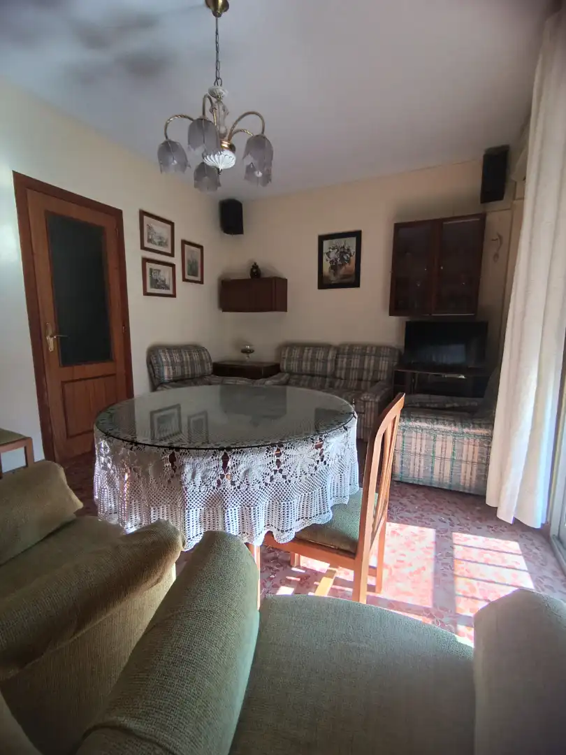 Sala de estar de Piso en venta en Loja con Aire acondicionado, Amueblado y Horno