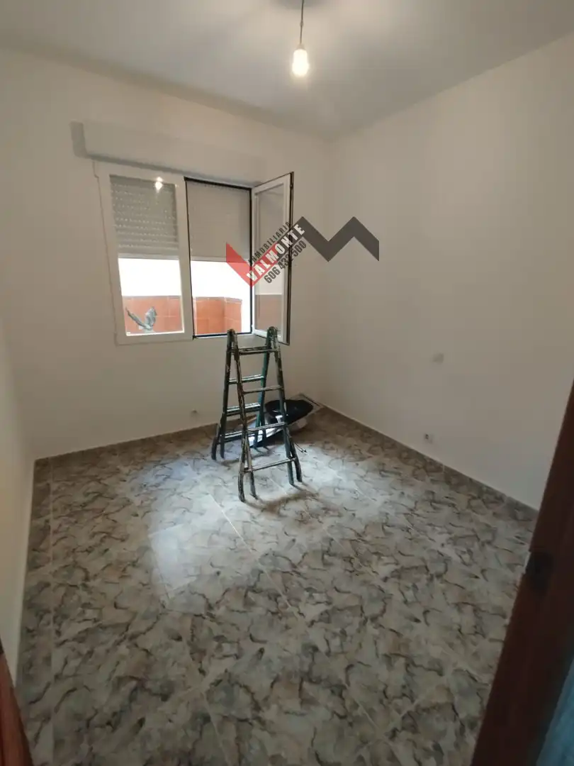 Wohnung zum Verkauf in Sonseca mit Terrasse